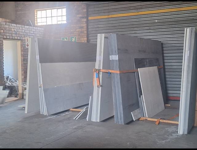 380M² WAREHOUSE TO LET IN NELSPRUIT INDUSTRIAL